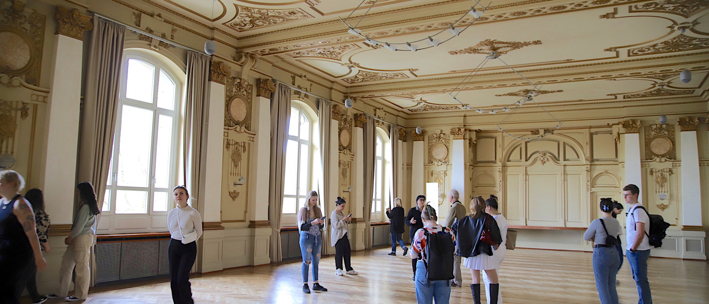 Exkursion zur Historischen Stadthalle Wuppertal
