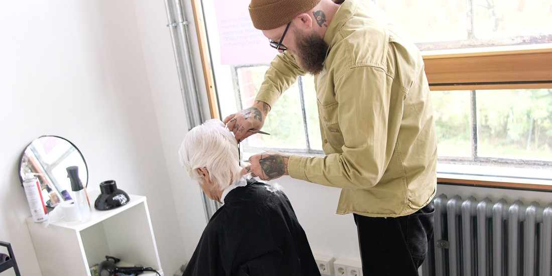 Haarige Angelegenheit &ndash; Was erz&auml;hlen Haare &uuml;ber uns und unsere Gesellschaft?