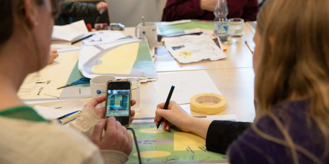 Mitspielen! Inklusive Spielpl&auml;tze gemeinsam gestalten