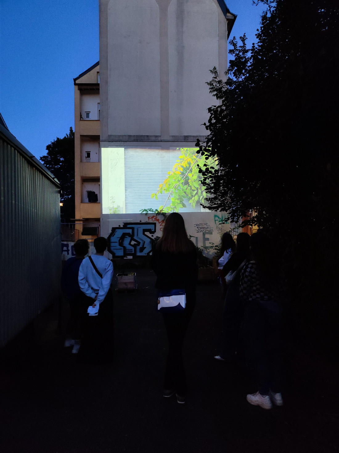 Verbindungen kn&uuml;pfen - Ein Netz aus Begegnungen